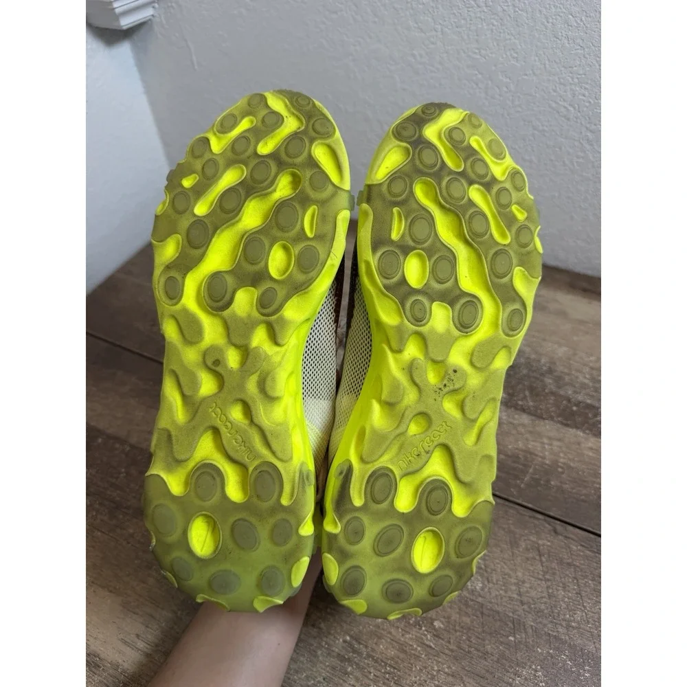 Nike ISPA React Shoes Mens Size 8.5 White Volt Burgundy Running CT2692-002
